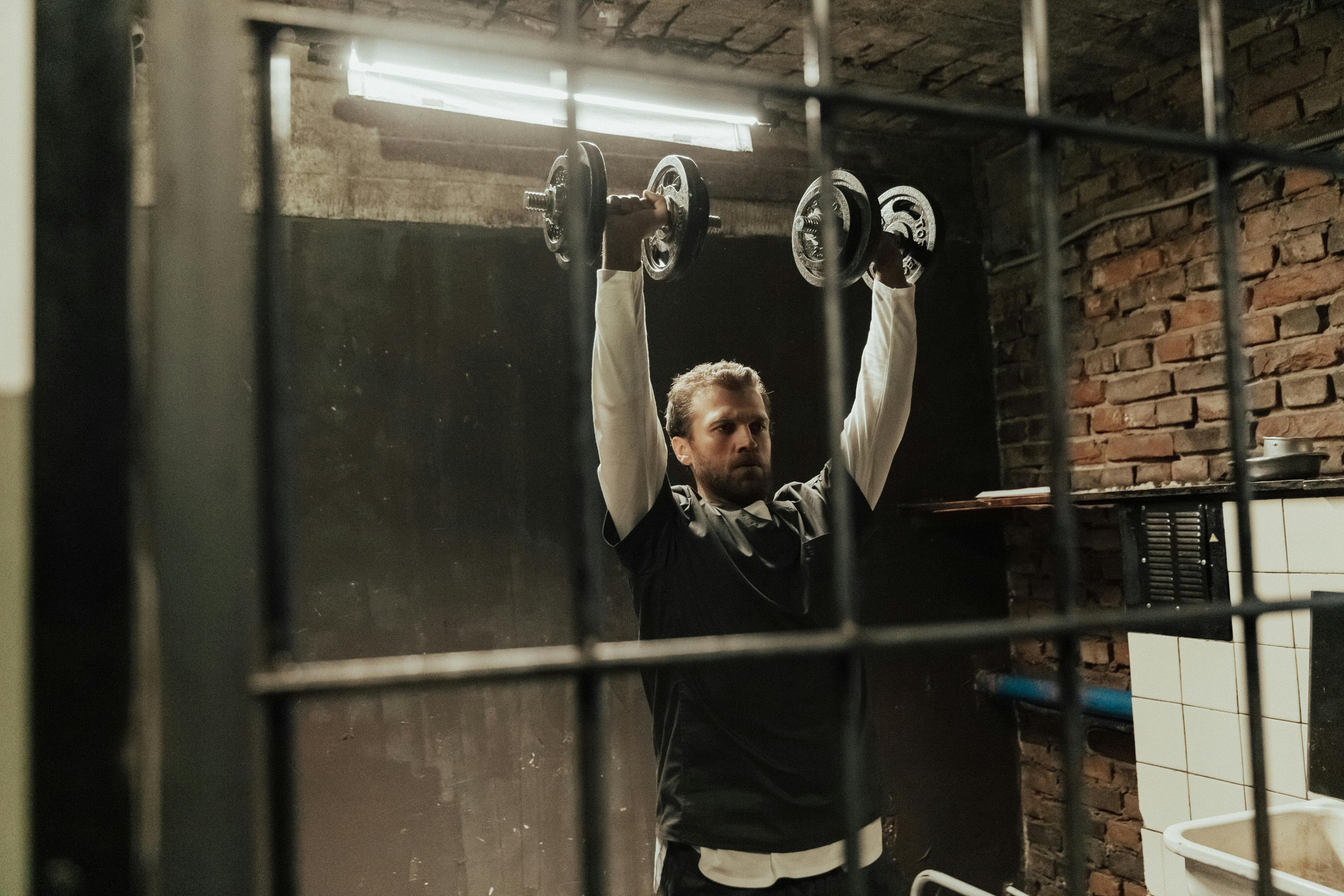 HIIT vs. LISS: Which Cardio Is Best for Your Goals and Lifestyle?