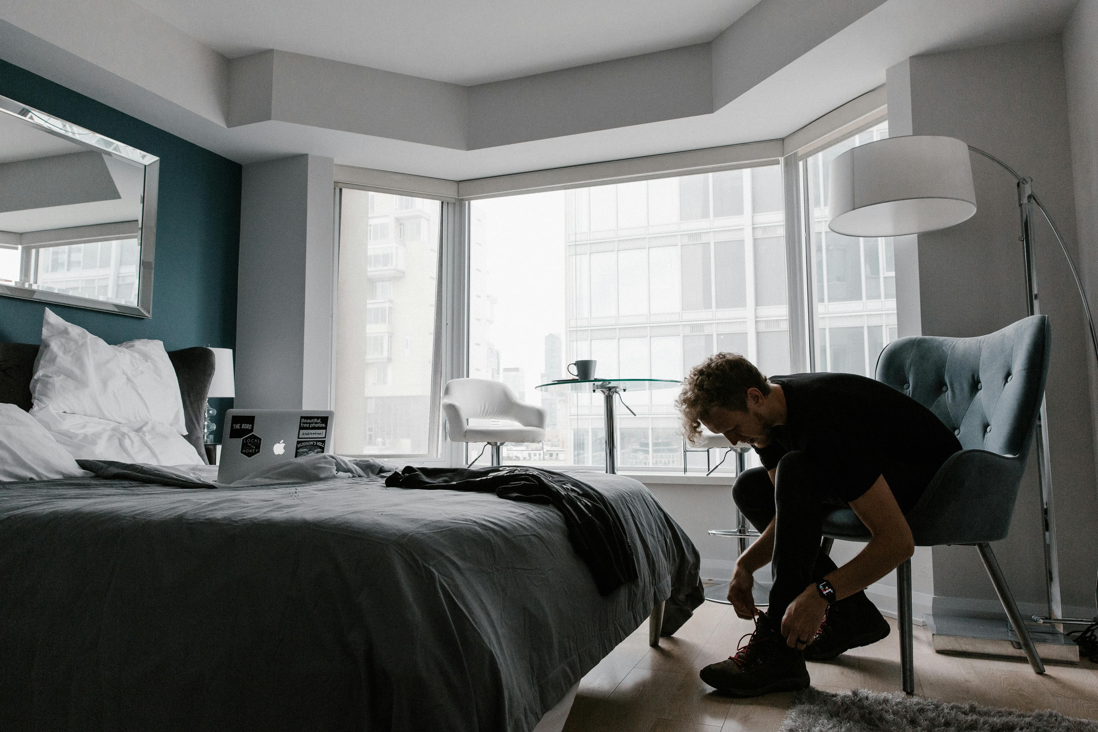How to Create a Morning Routine That Energizes You